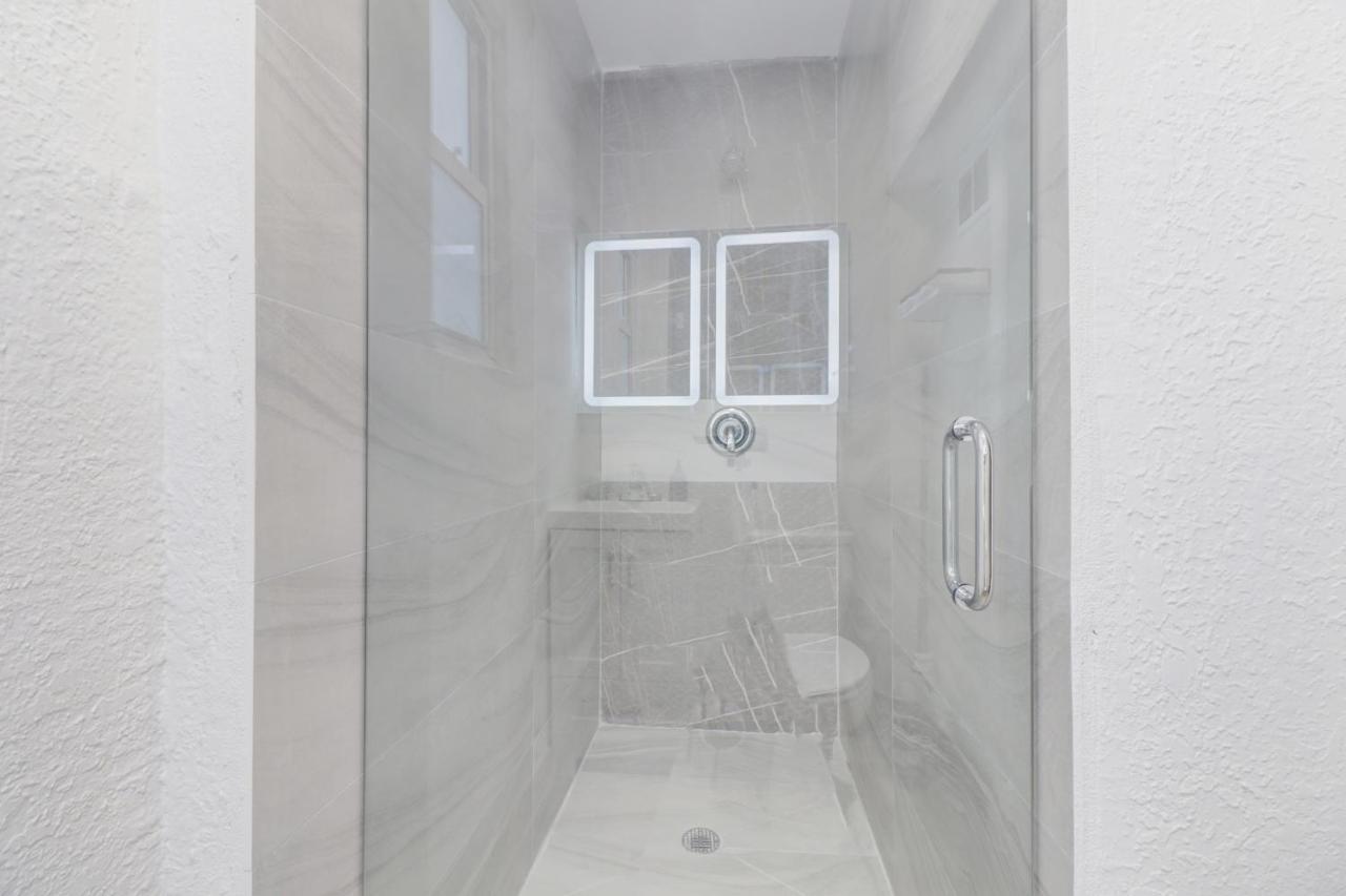 מיראמר Spacious And Luxurious Home Centrally Located Between Miami And Ft. Lauderdale מראה חיצוני תמונה