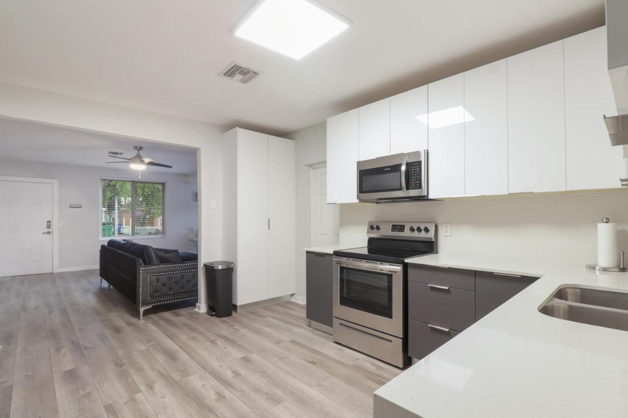 מיראמר Spacious And Luxurious Home Centrally Located Between Miami And Ft. Lauderdale מראה חיצוני תמונה