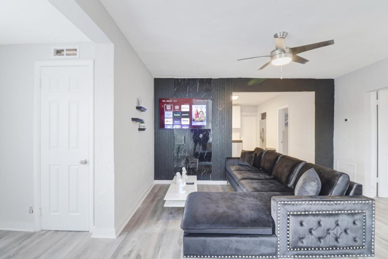 מיראמר Spacious And Luxurious Home Centrally Located Between Miami And Ft. Lauderdale מראה חיצוני תמונה